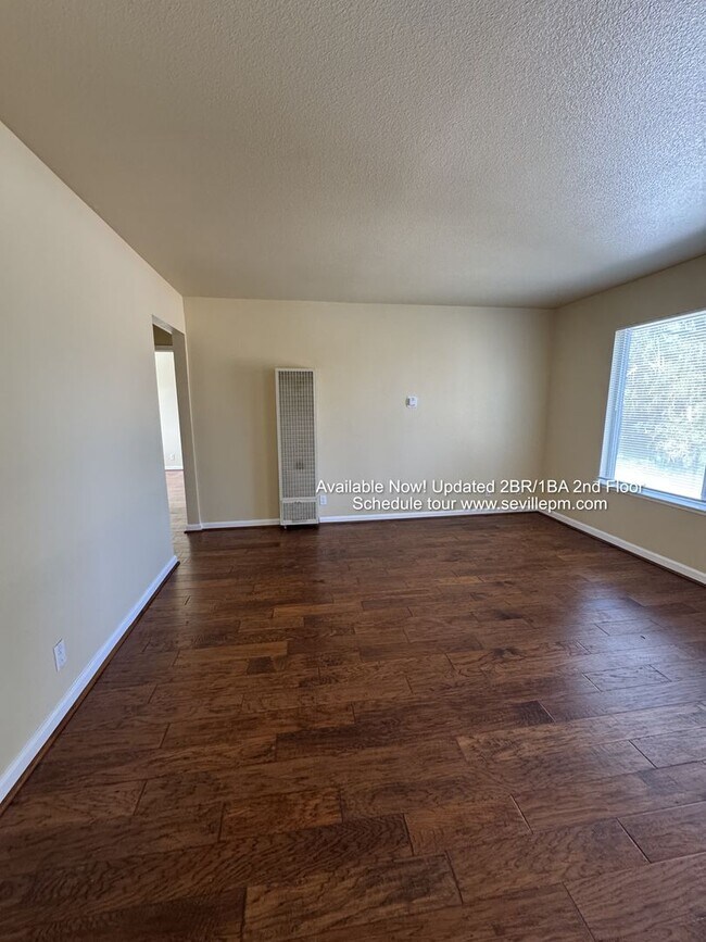 Building Photo - 33 Deering Ct