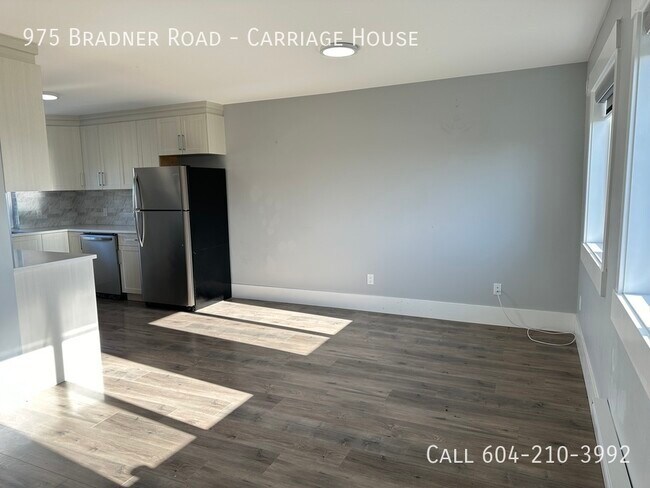 Photo du bâtiment - Carriage House-Utilities Included