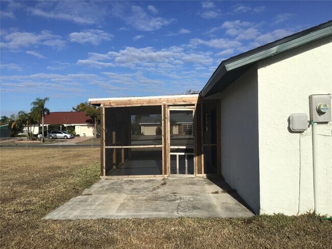 Foto del edificio - 7195 Arab Ct