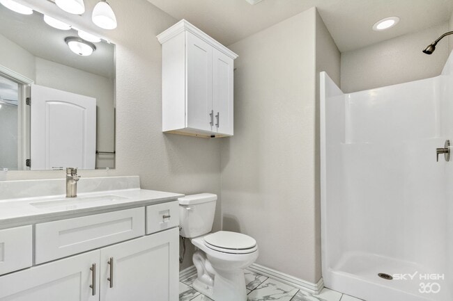 Foto del edificio - 532 Highland Ave