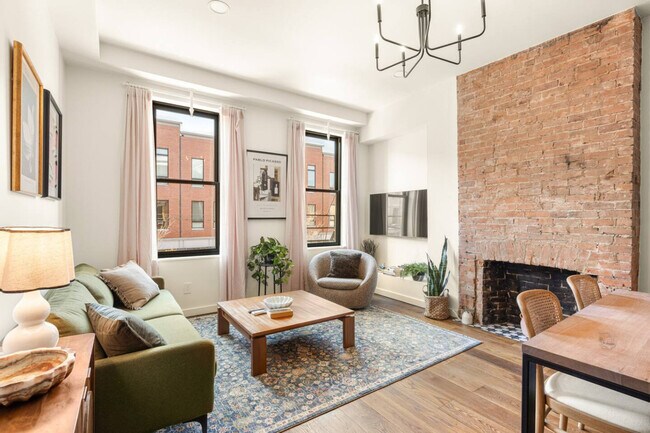 Building Photo - 1510 Race St