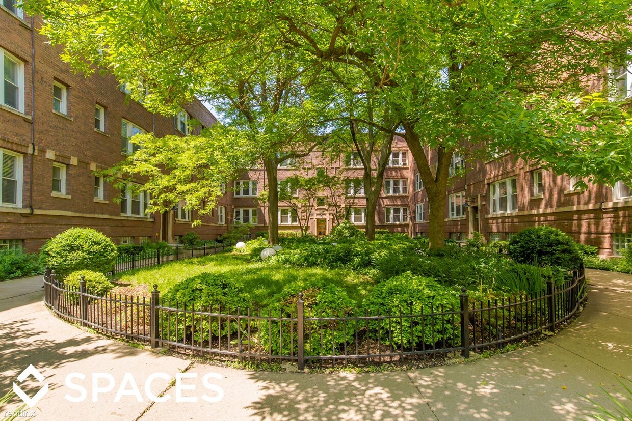 Foto principal - 4720 N Racine Ave
