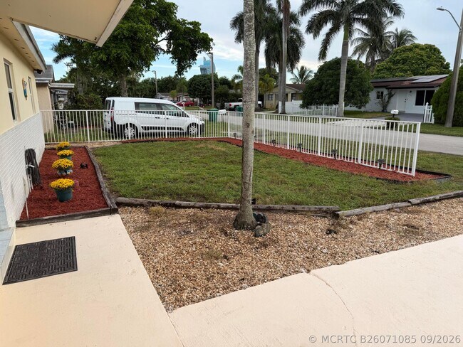 Foto del edificio - 4852 SW 44th Terrace