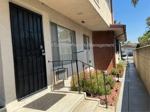 Building Photo - 8622 5th St
