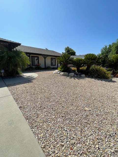 Primary Photo - 26458 Larkspur St