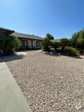 Building Photo - 26458 Larkspur St