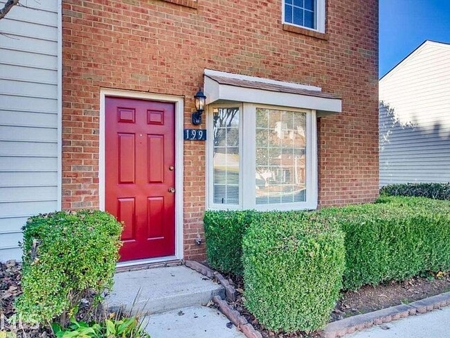 Photo - 199 Holcomb Ferry Rd Townhome