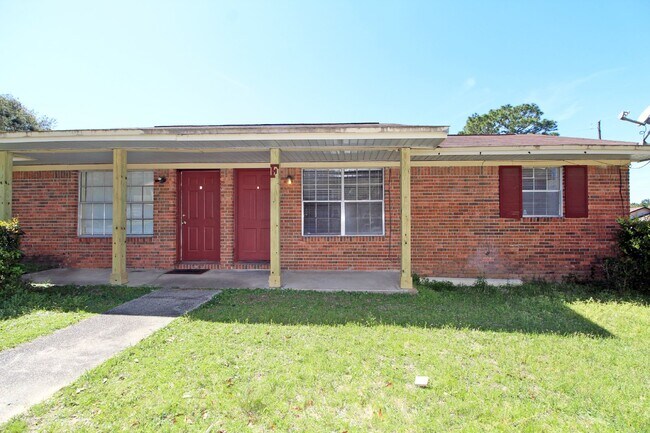 Foto del edificio - Cozy 2 Bedroom / 1 Bathroom Northeast Pens...