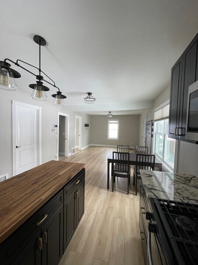 Foto del edificio - 2703 Center St