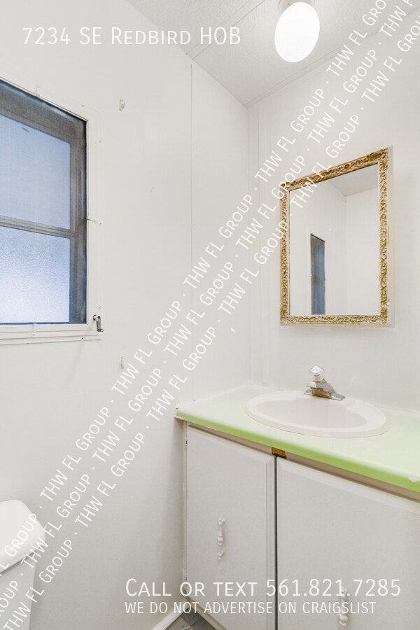 Foto del edificio - 7234 SE Redbird Cir