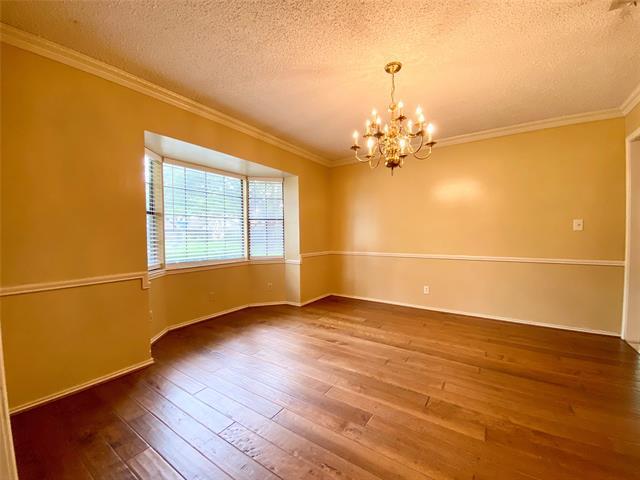 Building Photo - 223 Woodcrest Dr