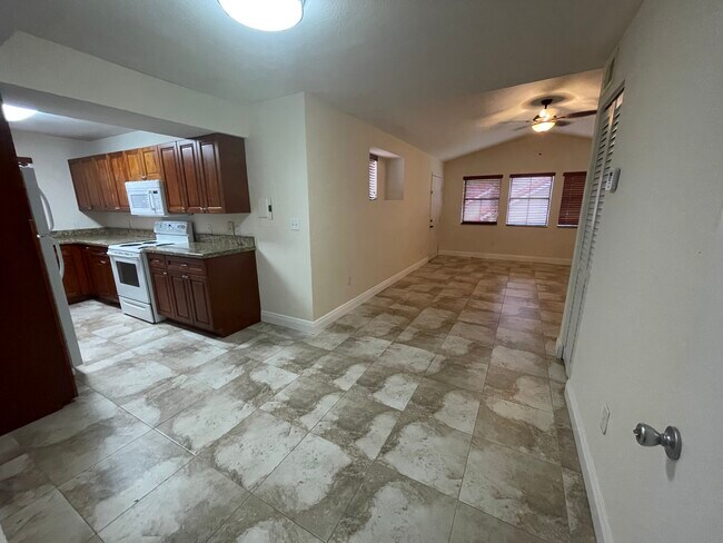 Foto del edificio - 15560 SW 104th Ter