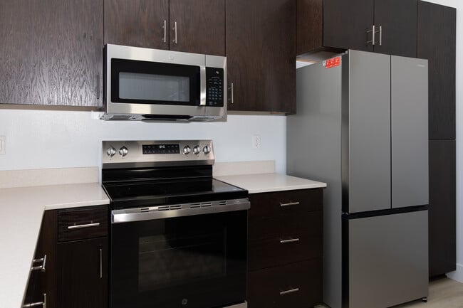 Building Photo - Santa Clara Courts