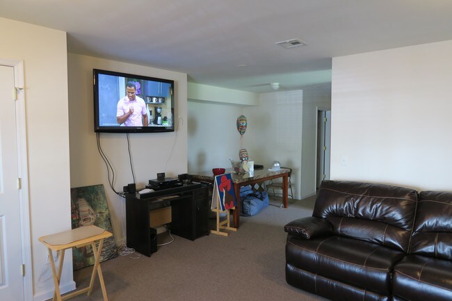 Sala de estar/Comedor - 478 S 19th St