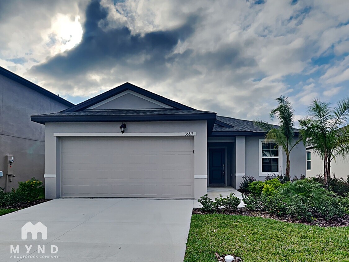 Foto principal - 36813 Yesler Dr