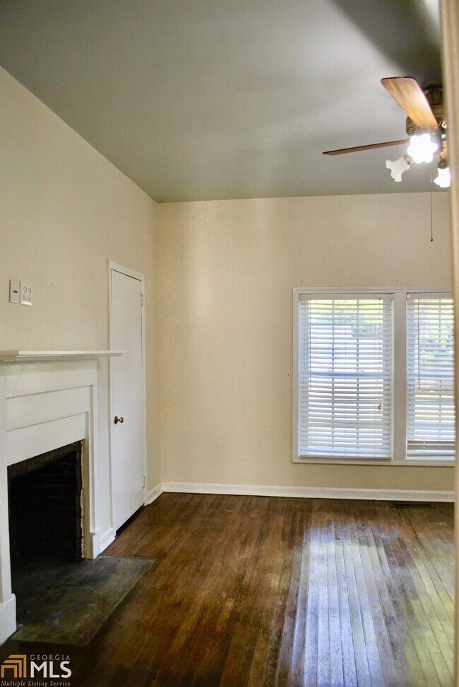 Building Photo - 5077 Austell Powder Springs Rd SW