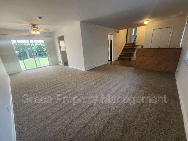 Building Photo - 10946 Melody Dr