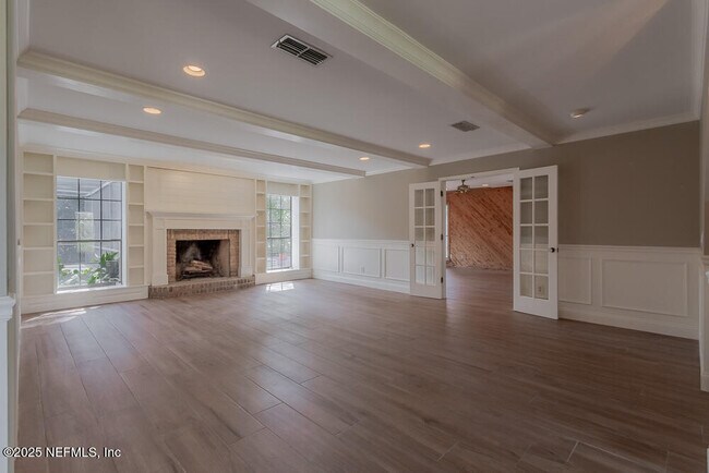 Building Photo - 4944 Mariners Point Dr