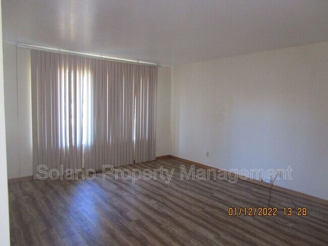 Building Photo - 3203 Niagara Way