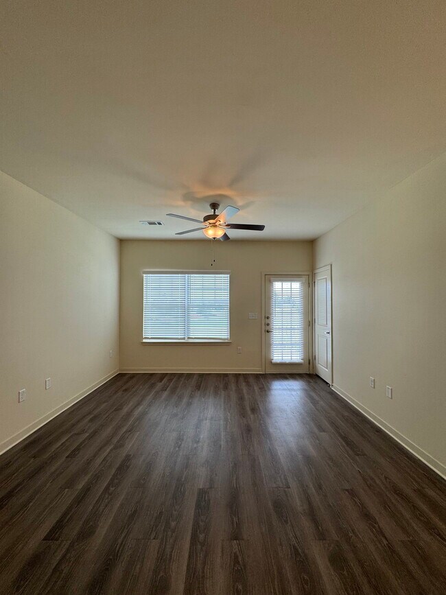 Photo - 10216 Greenland Park Dr Apt #8107, Fort Worth, TX 76179 - 2 BR 1 BA condo
