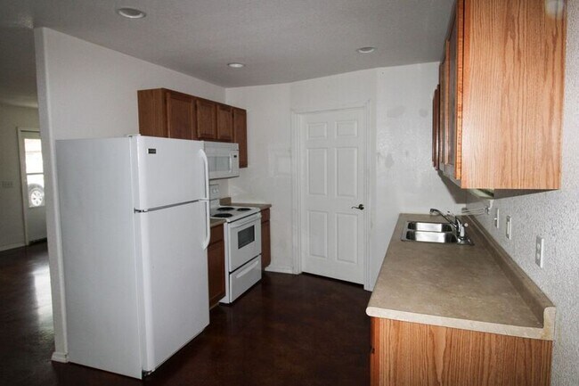 Building Photo - 55 Community in Sperry