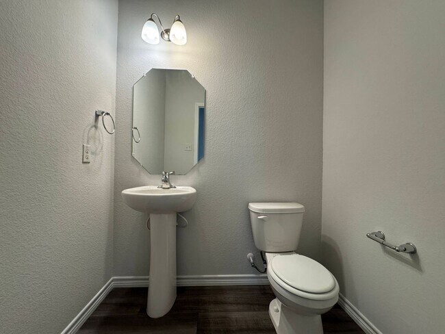 Foto del edificio - 6149 Lavaca Dr