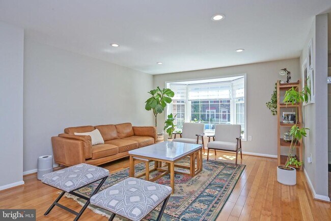 Foto del edificio - 7838 Byrds Nest Pass