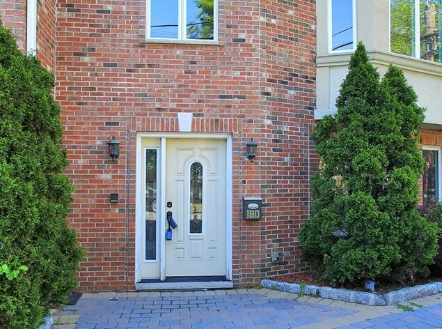 Building Photo - 53 Marion Ave