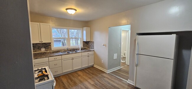 Building Photo - A nicely remodeled 3-bedroom home