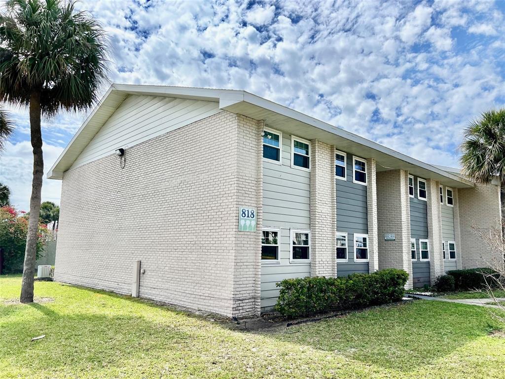 818 Sky Lake Cir Unit B, Orlando, FL 32809 Condo for Rent in Orlando