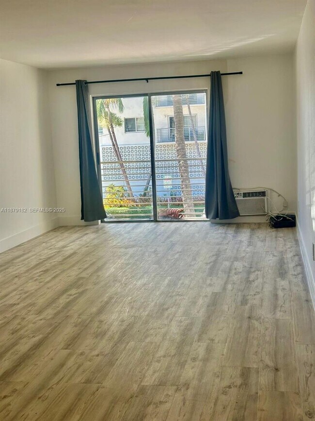 Foto del edificio - 1441 Lincoln Rd