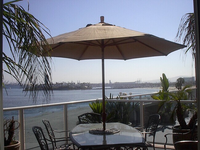 Foto del edificio - 1500 E Ocean Blvd