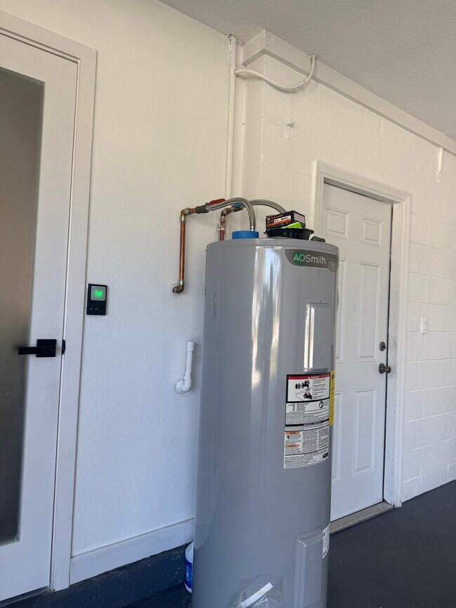 Foto del edificio - 14903 Southfork Dr