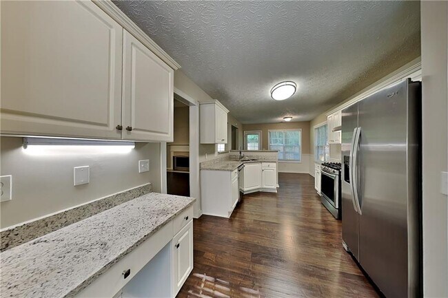 Building Photo - 202 Mill Creek Hollow