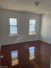 Building Photo - 118 Irene St