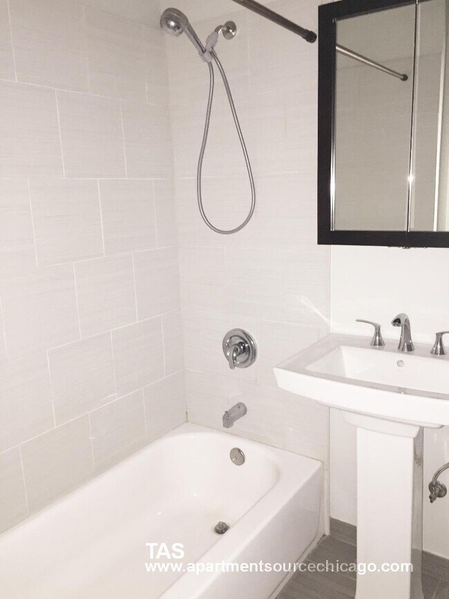 Foto del edificio - 1458 W Grace St