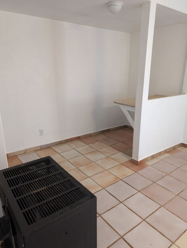 Foto del edificio - 2 Bedroom 1 Bath- House