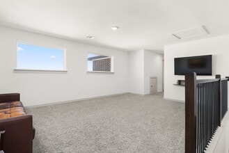 Building Photo - 2421 Mar Vis Ln