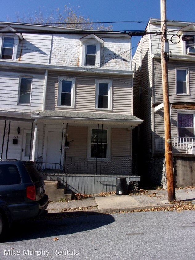 Primary Photo - 5 br, 1.5 bath House - 227 Jefferson Street
