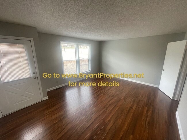 Building Photo - 317 Highland Heights Dr