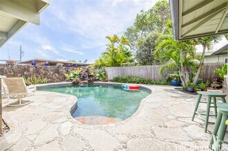 Building Photo - 337 N Kainalu Dr