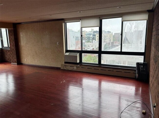 Foto del edificio - 9921 4th Ave