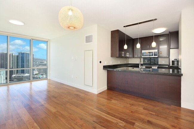 Foto del edificio - Luxurious Convenience in the Heart of Honolulu - Waihonua 3506