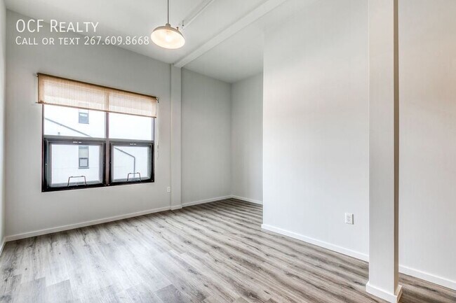 Building Photo - 4800 Brown St