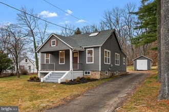Building Photo - 2081 Durham Rd