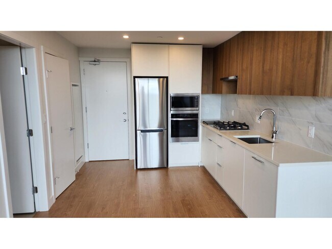 Photo du bâtiment - 13359 Old Yale Rd