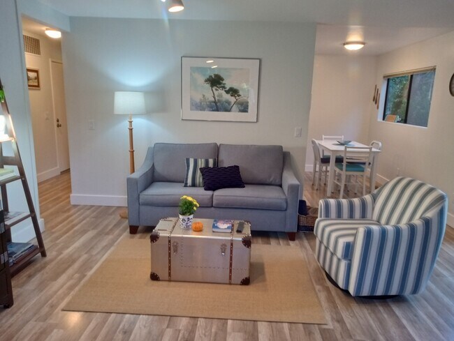 Foto del edificio - 9500 Center St