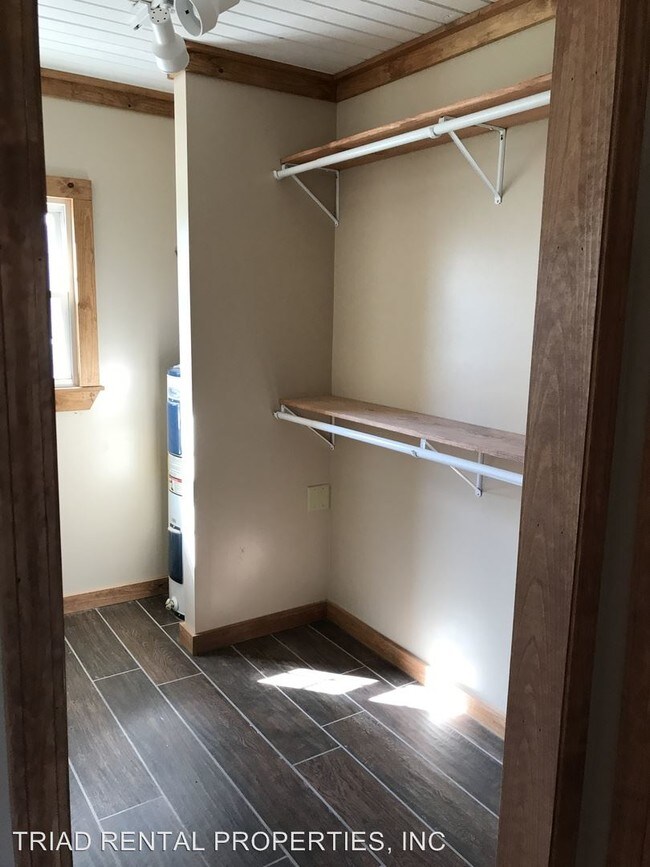 Building Photo - 1 br, 1 bath House - 5744 OLD LIBERTY ROAD