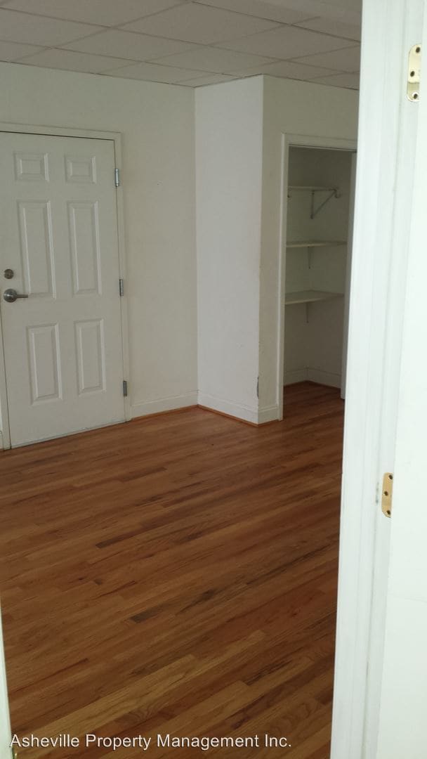 Building Photo - 43 Ravenscroft Dr