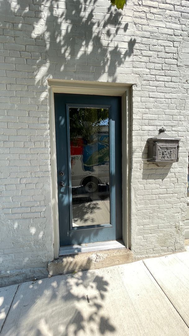 Building Photo - 115 N 10th St